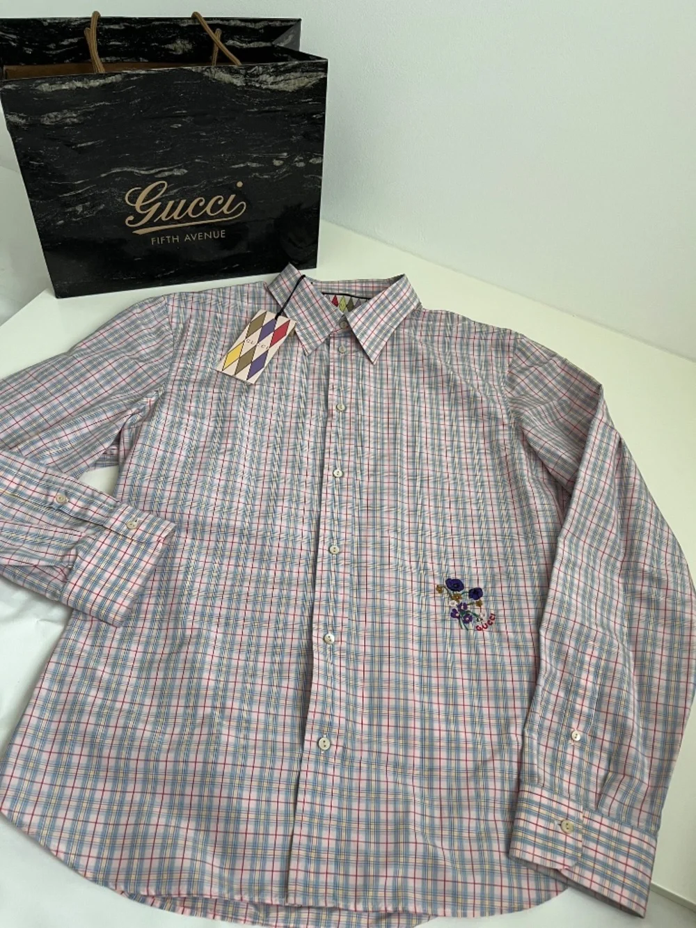 Gucci Men's Shirt size 42 Large 16 1/2 Cotton 50% Polyester 50% Special Logo New
